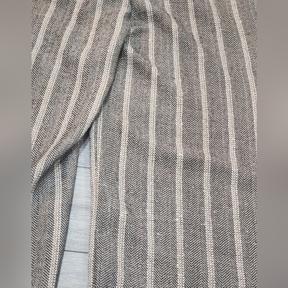 Molly Bracken Herringbone Wide leg High Waisted Tand And Brown Pants Size Large - Picture 12 of 12